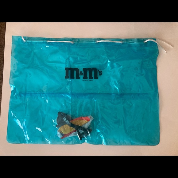 M&Ms plastic beach tote bag - Picture 1 of 6